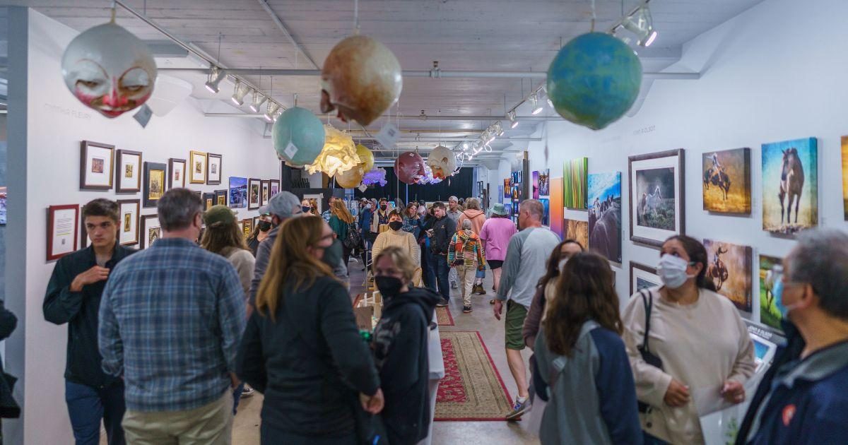 What is ArtAWhirl All About? Meet Minneapolis Meet Minneapolis